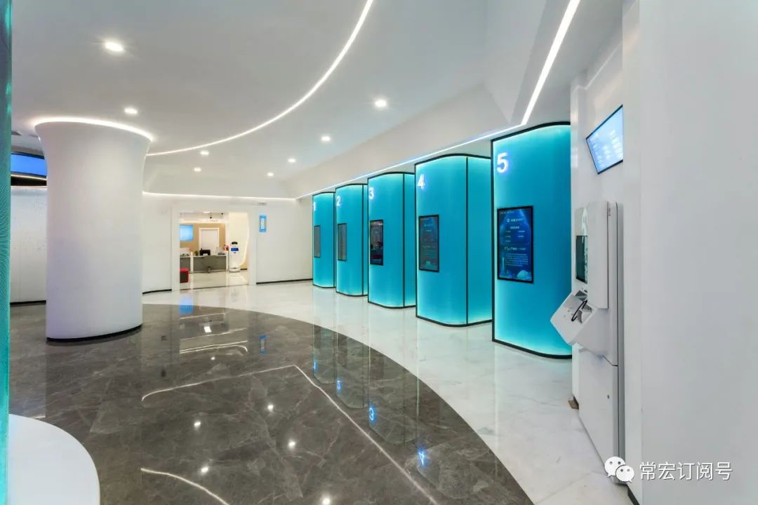 EuroShop中國零售設(shè)計(jì)獎最佳智能道具場景設(shè)計(jì)與應(yīng)用獎