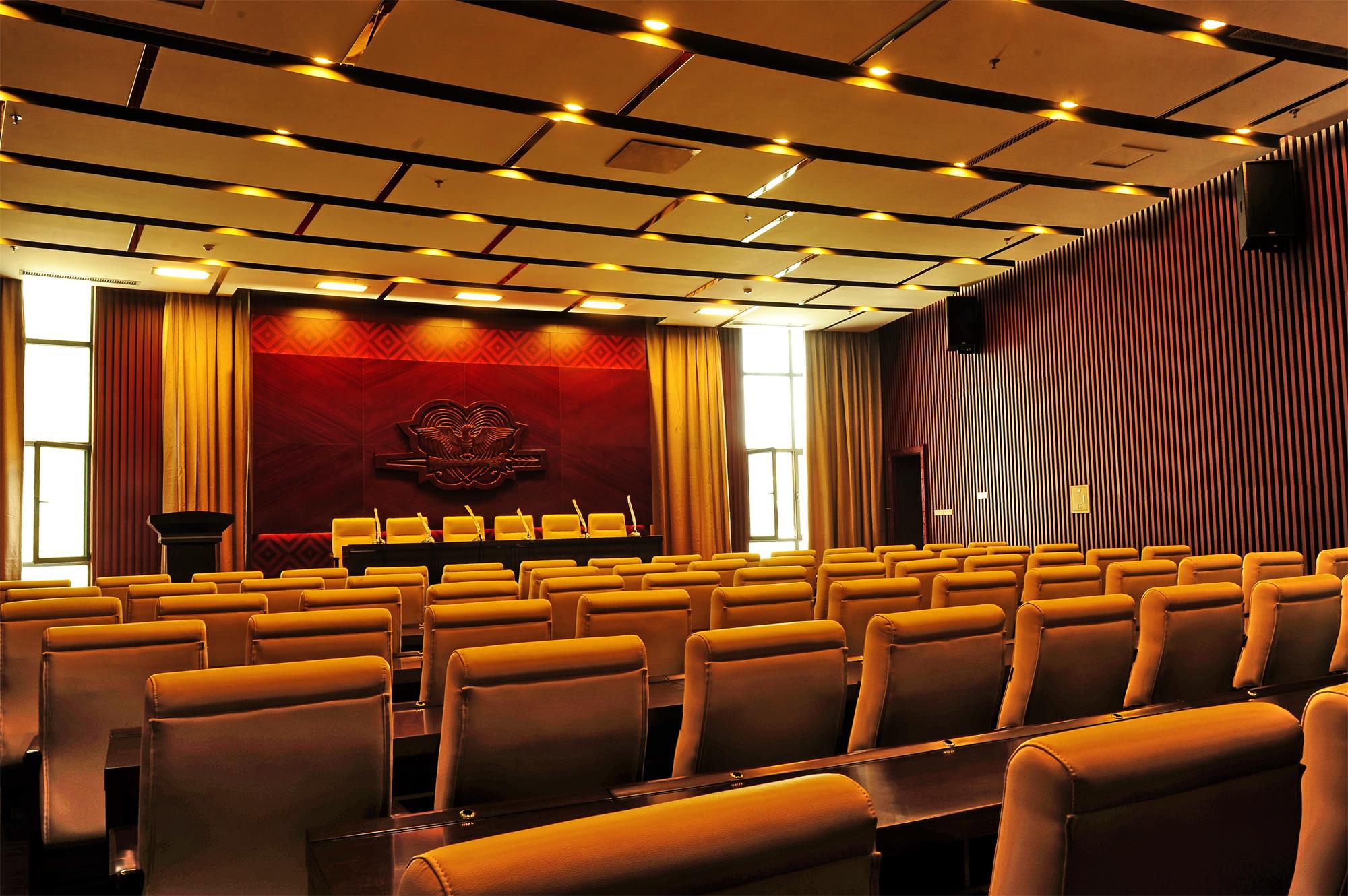 援巴布亞新幾內(nèi)亞國家會議中心